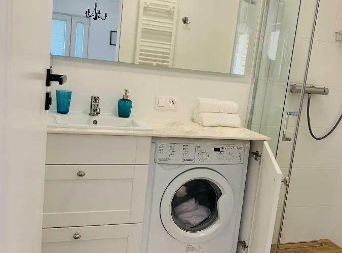 Apartamento Hilltom By The Sea *